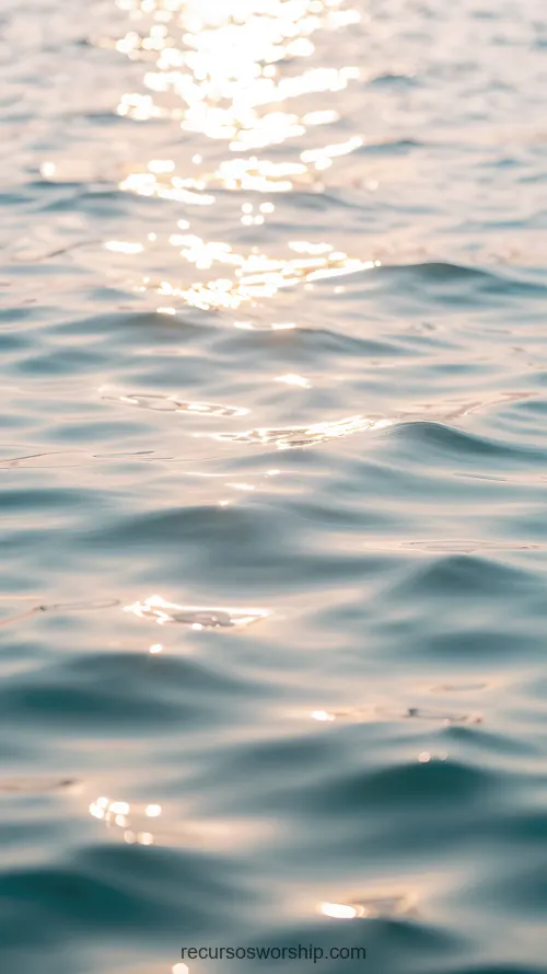 Mar Sereno Agua Gris Azul Destellos Dorados Suaves Sol Reflejado Olas Pequeñas Vertical Contemplativo Mar sereno agua gris azul destellos dorados suaves sol reflejado olas pequeñas vertical contemplativo sereno natural calma overlay bienestar