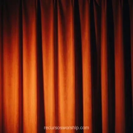 Cortina terciopelo rojo naranja oscuro pliegues verticales profundos luz lateral dramatica cuadrado telon teatro clasico overlay escenario