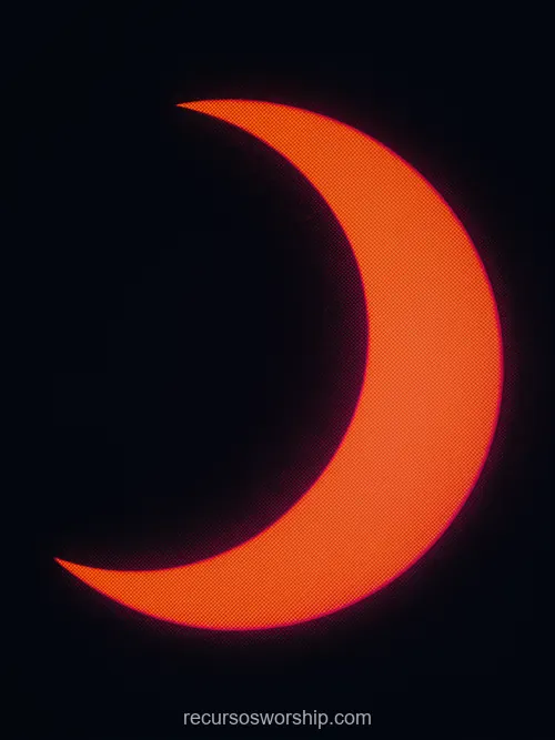 Eclipse Solar Parcial Disco Luna Oscuro Sol Naranja Rojo Intenso Fondo Negro Vertical Astronomico Eclipse solar parcial disco luna oscuro cubriendo sol naranja rojo intenso fondo negro puro vertical astronomico dramatico cosmico overlay
