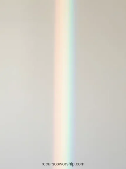 Rayo espectral vertical delgado pastel difuso rosa blanco verde azul suave fondo gris beige claro etéreo prismatico luz espiritual suave contemplativo ministerial espiritu santo