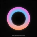 Anillo circular espectral neon magenta rosa arriba cian azul lateral naranja dorado inferior fondo negro profundo cuadrado cosmico circular dramatico impacto espiritual ministerial