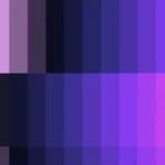 Mosaico de píxeles en tonos púrpura y violeta con columnas, video loop VJ para escenario de iglesia