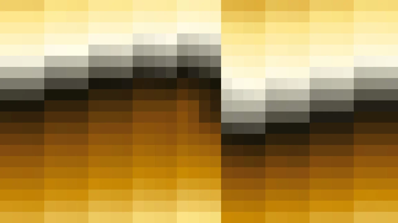 Imagen Still de Mosaico Denso de Píxeles Amarillo Mantequilla y Terracota en Barrido Vertical | Fondo JPG 4K