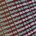Imagen fija Solar Coral Slack con texto incorporado para proyección de iglesia